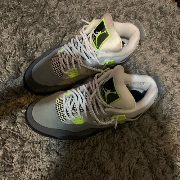 COPY - Air Jordan Retro 4 Neon Size 10 US - Picture 3 of 5